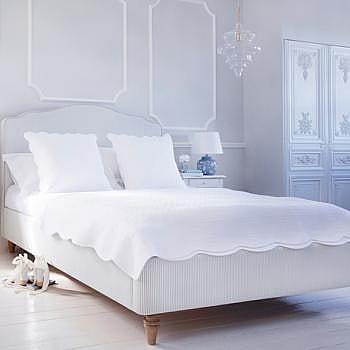 What makes our new luxury bed extra special? There’s a twist.